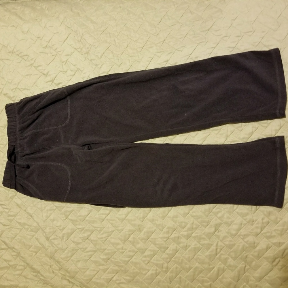 Boys sweats.